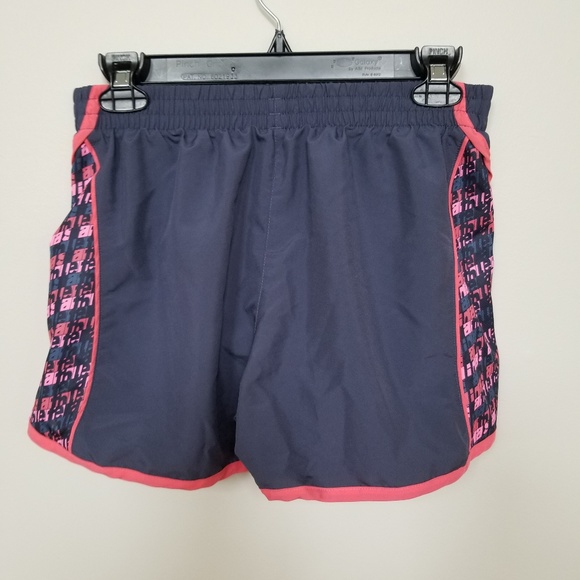 Adidas ClimaLite Running Short Small - Picture 2 of 4